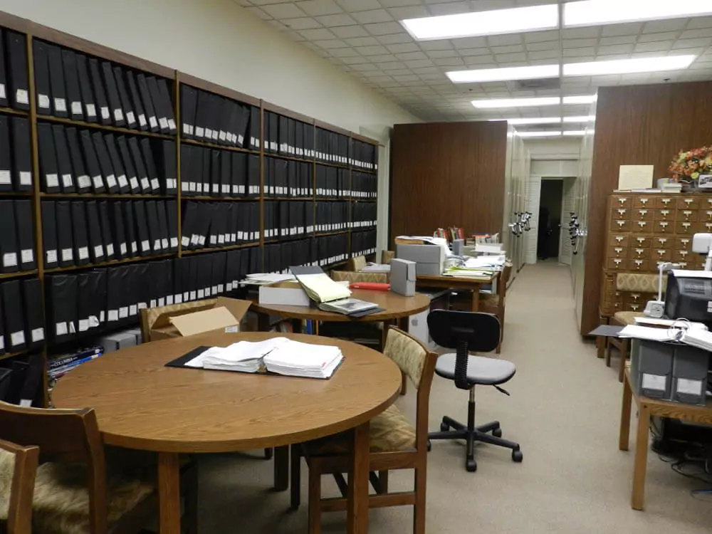 Archives Internship at the Seaver Center