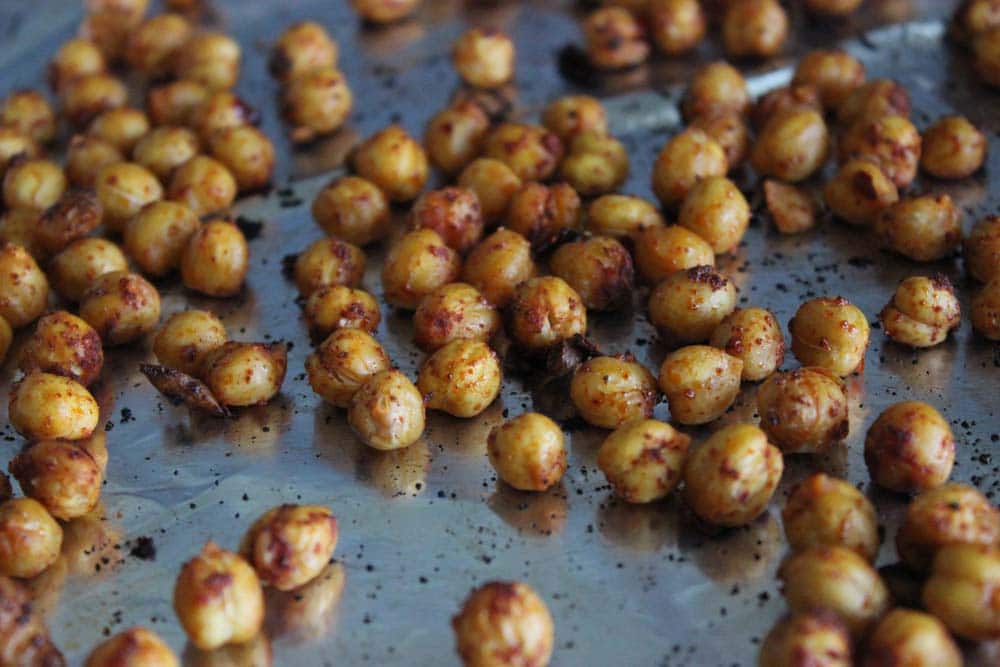Spicy Crispy Baked Chickpeas
