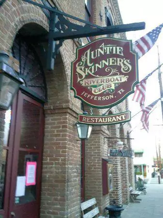 Auntie Skinner's Riverboat Club