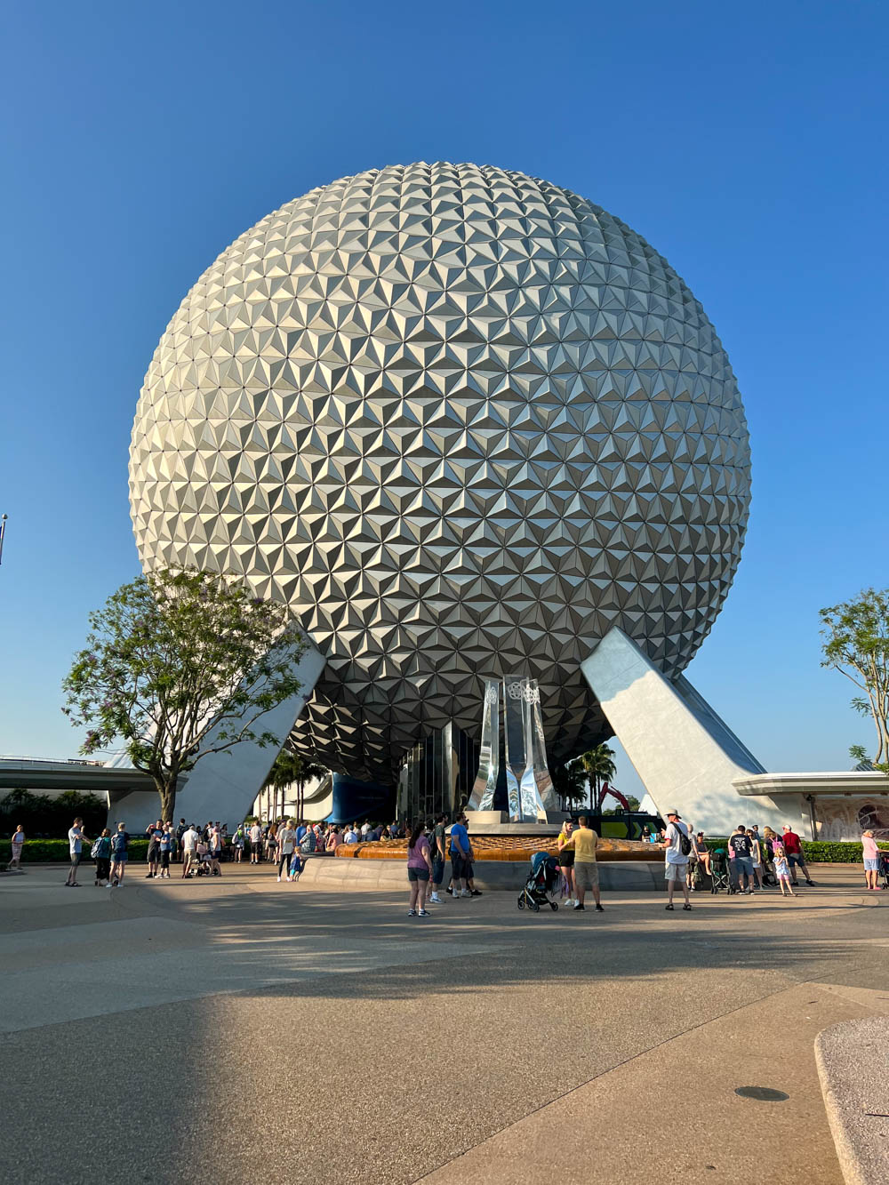 Eating and Drinking Around the World at Epcot