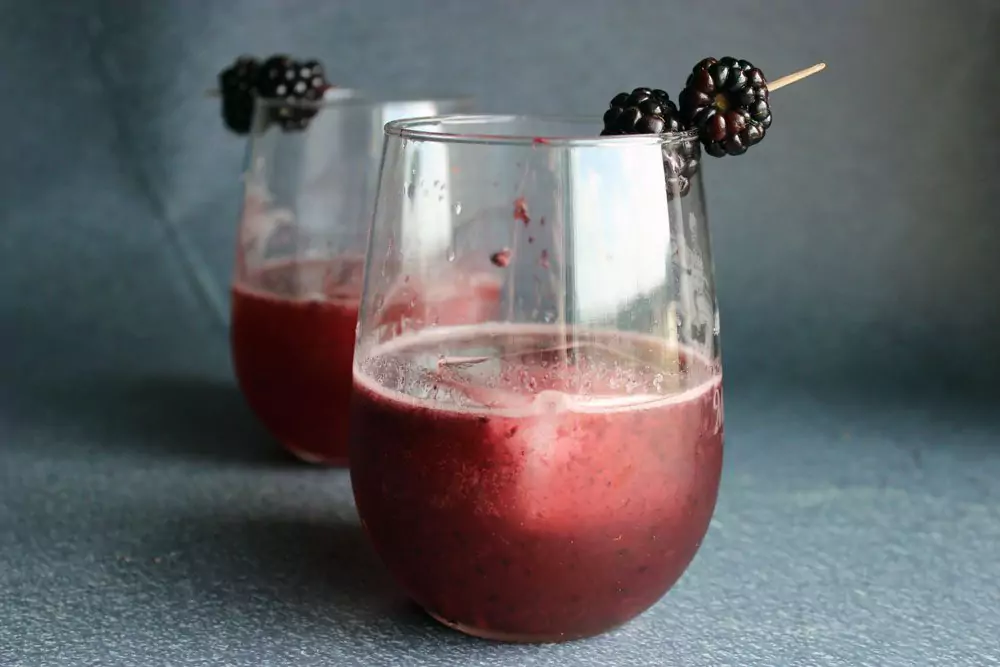 Blackberry Whiskey Lemonade