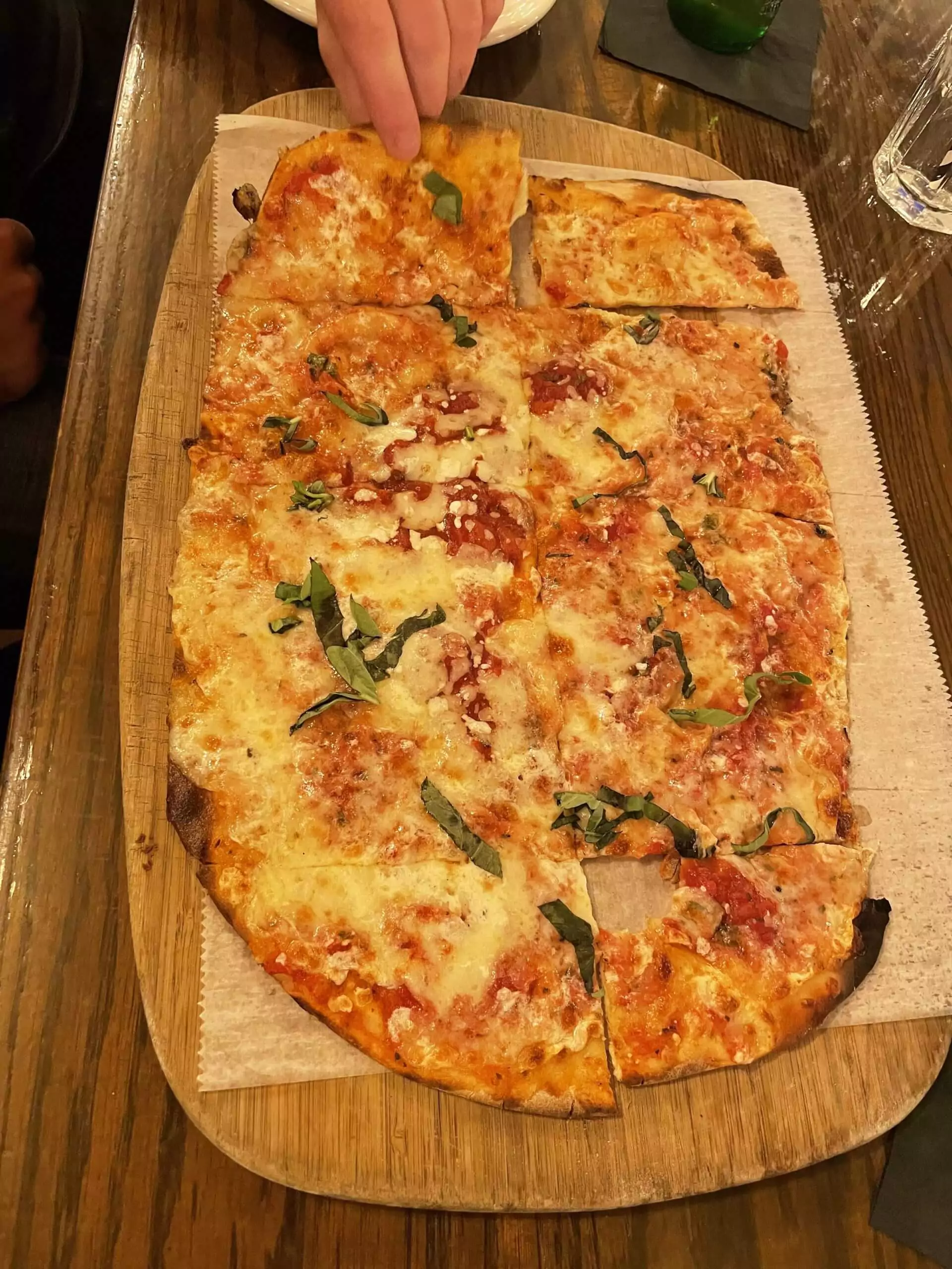 Pazza Notte Marghertia pizza