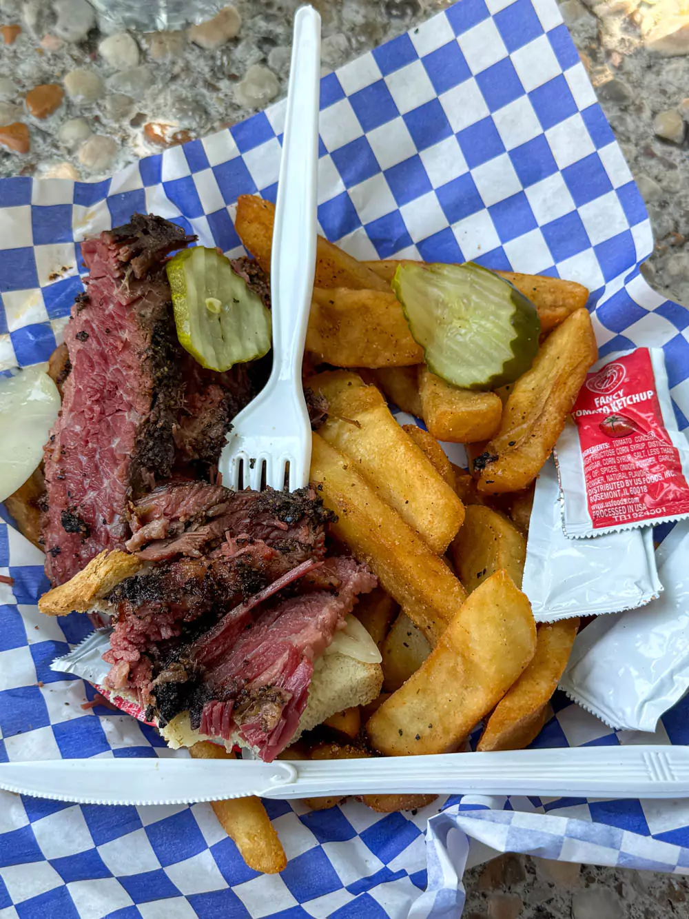1/2 lb. Pastrami Sandwich