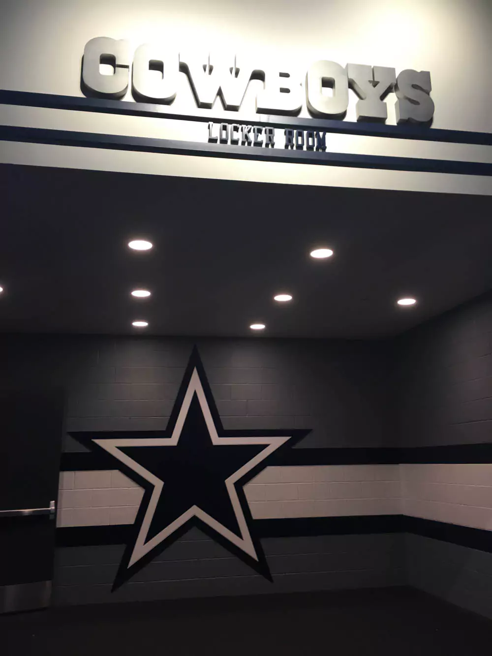 Texas Arlington AT&T Stadium Cowboys Locker Room