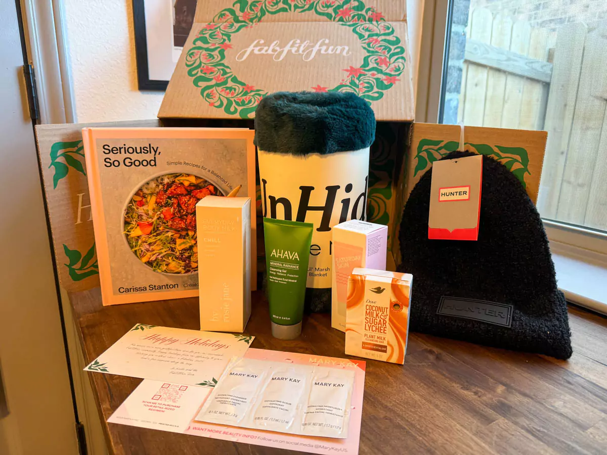 FabFitFun Winter 2024 Box Review FabFitFun Winter 2024 Box Review