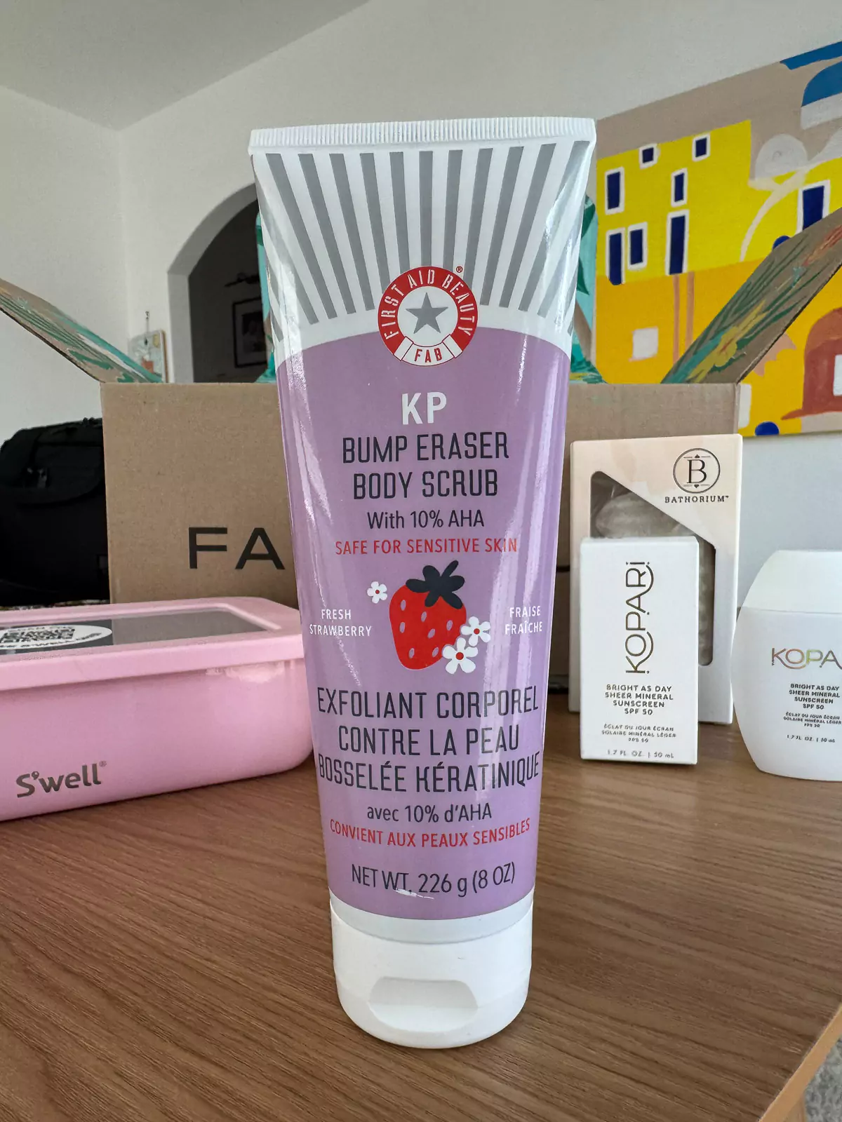 First Aid Beauty KP Bump Eraser Body Scrub 10% AHA – Fresh Strawberry